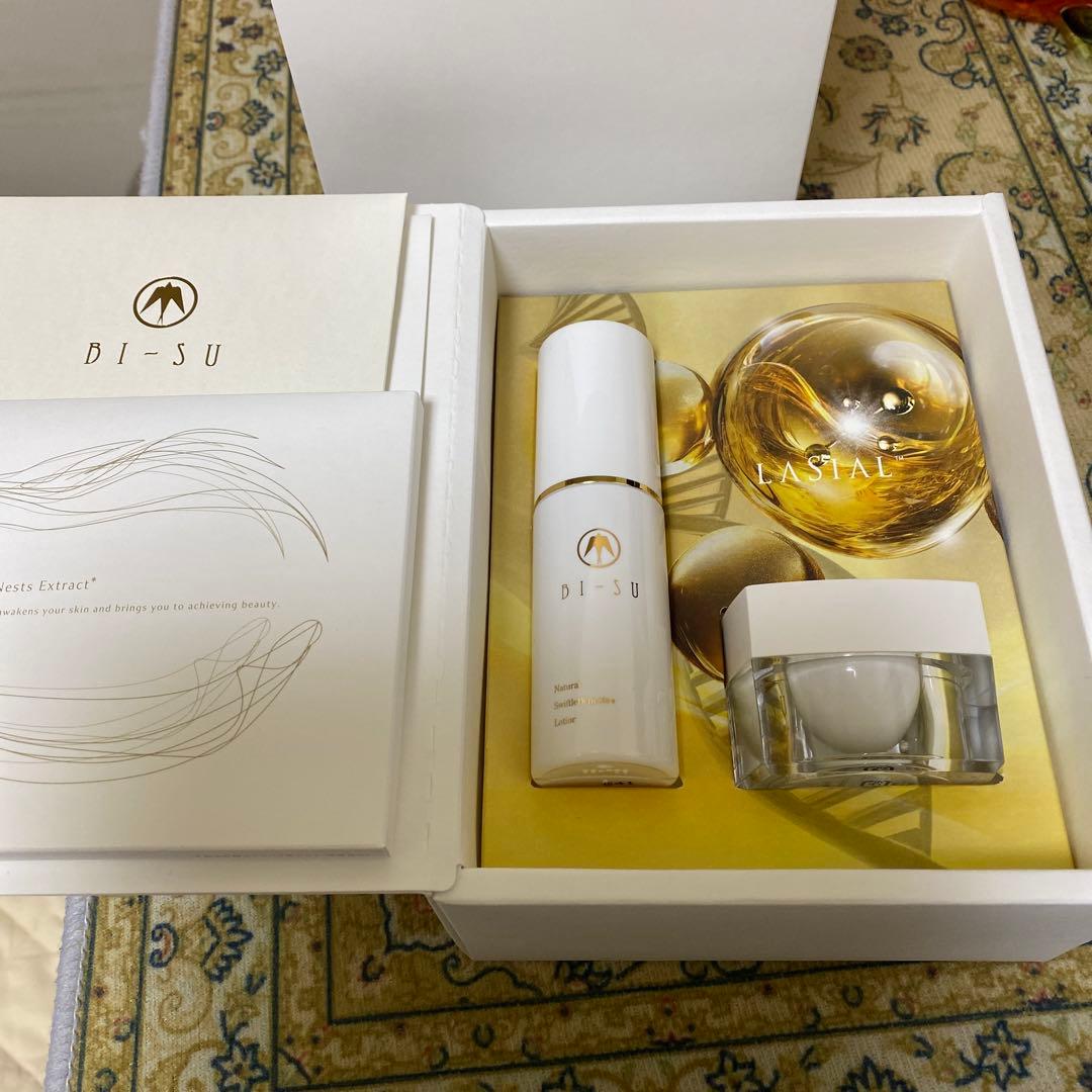 BI-SU 化粧水 50ml & フェイスクリーム セット Amazon | BI-SU アナツバメの巣 化粧水 ローション ｜ 美容成分