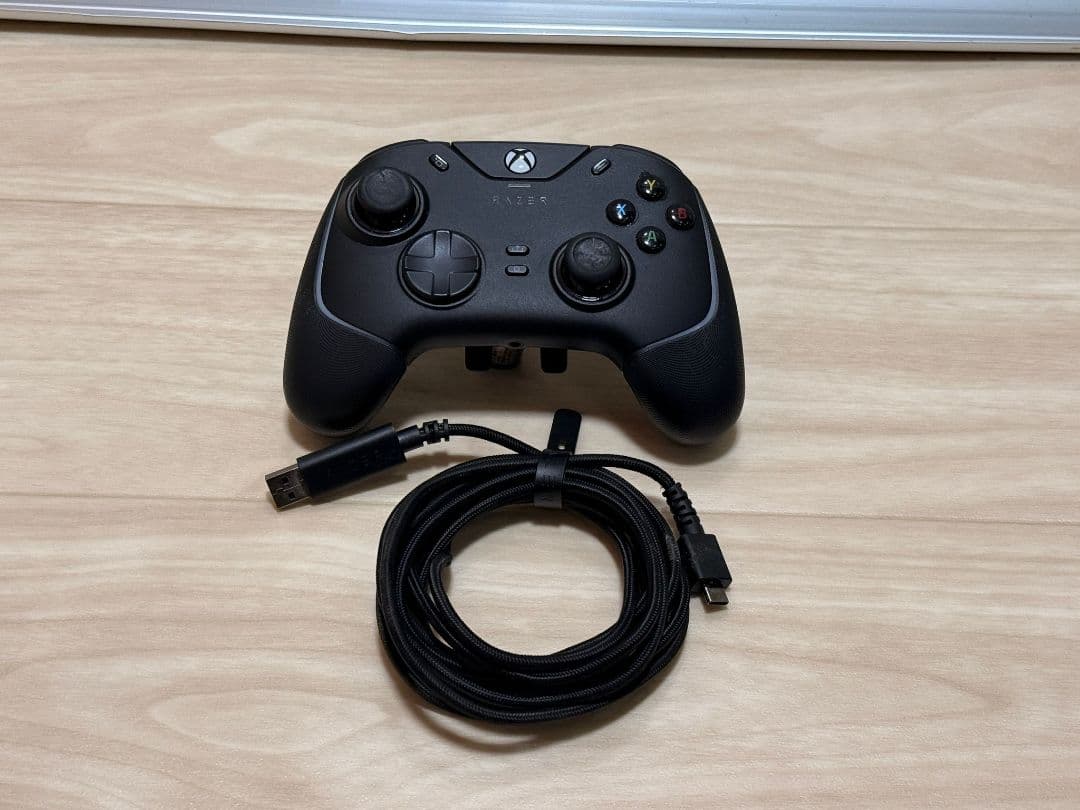 PC用ゲームコントローラー・コンバーター RAZER WOLVERINE v2 CHOMA RZ06-0401 Razer Wolverine V2 Chroma Wolverine - 製品詳細 | パソコンSHOP