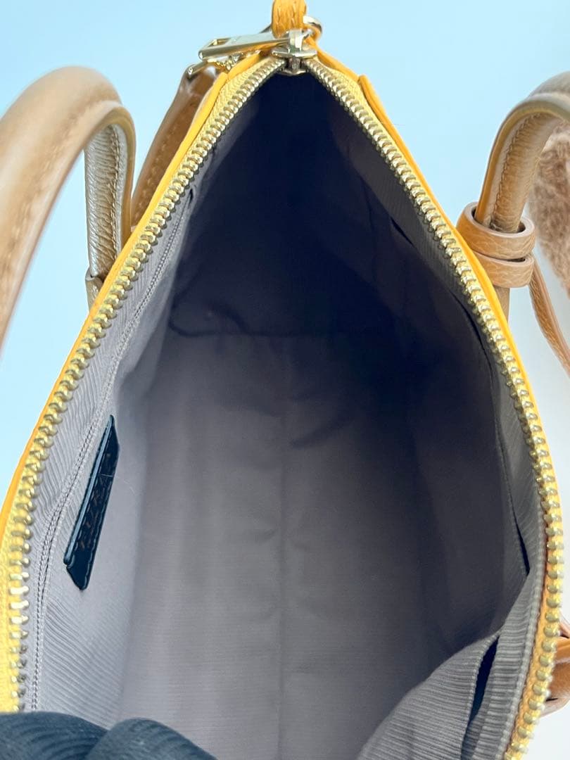 FURLA フルラ テッサ 2waイエローレザーバッグ ビタミンカラー