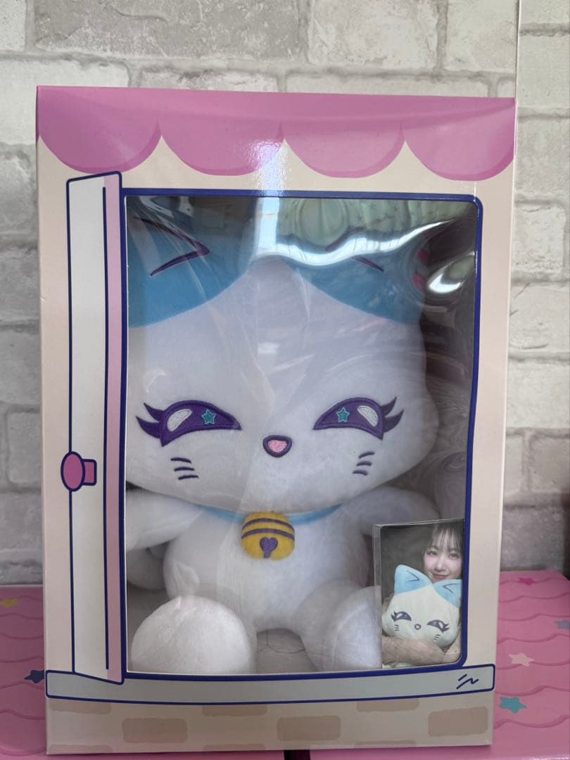 おすわりME:EYE's ミャイズ 加藤心 CORON - メルカリ