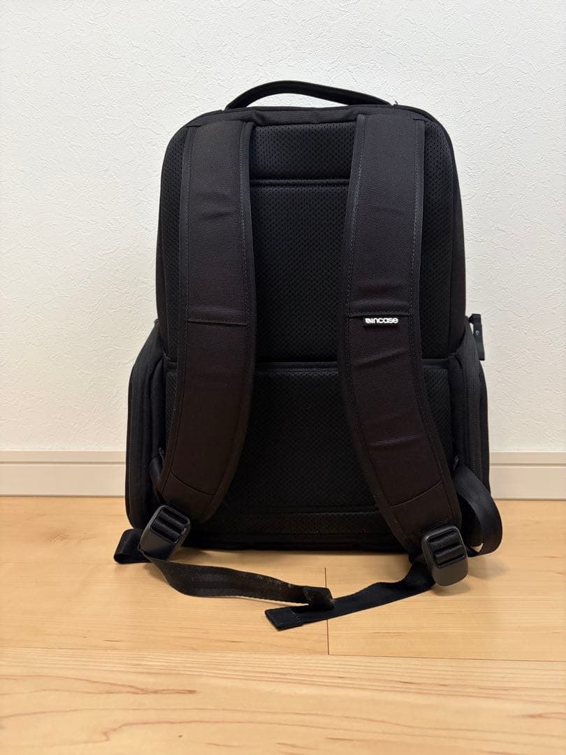 値下げ incase A.R.C. Daypack / 20L -Black-
