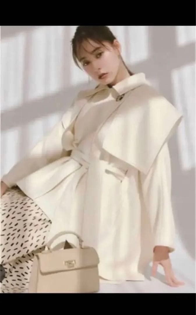 snidel 新木優子 ケープコート ポンチョ ホワイト - メルカリ
