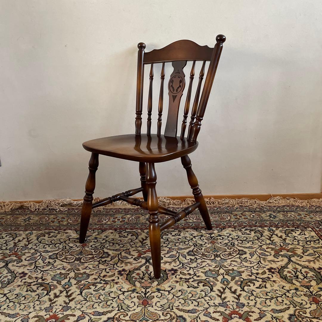 ③【美品】キツツキ 飛騨産業 ダイニングチェア　ウィンザーチェア　コムバック 飛騨産業/キツツキ ダイニングチェア(A) ウィンザーバック - 中古家具