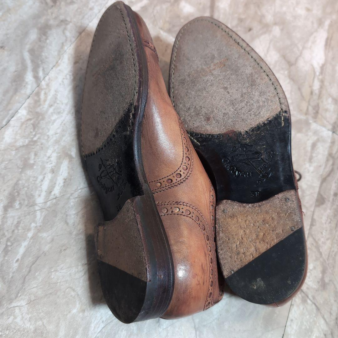 ブラウン レザー ウィングチップ ドレスシューズ - メルカリ