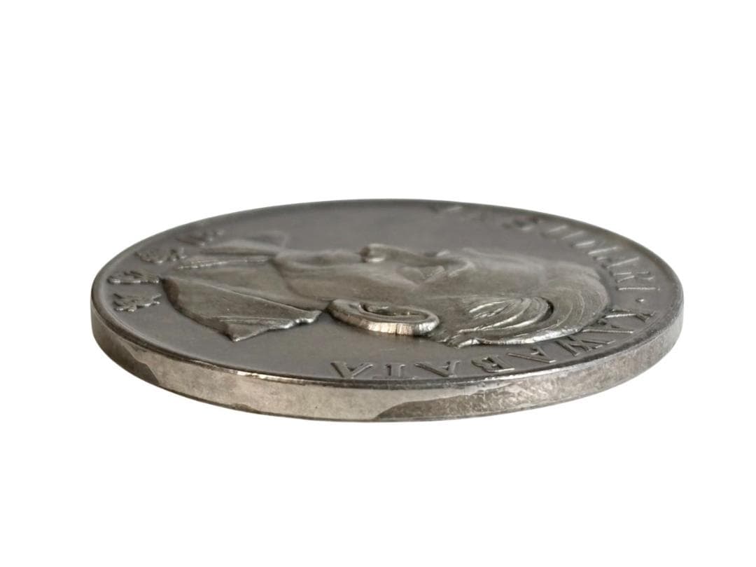 川端康成 ノーベル文学賞受賞記念メダル 1968年 純銀 銀貨 - メルカリ