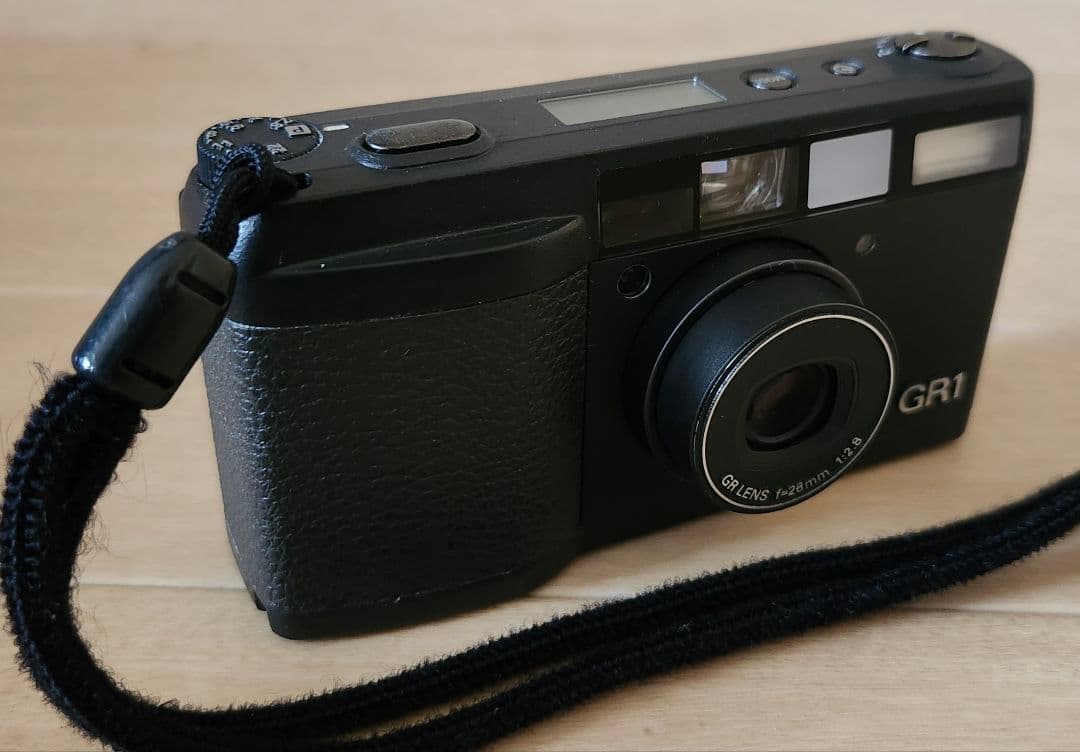 美品 完動品】RICOH GR1フィルムカメラ - メルカリ