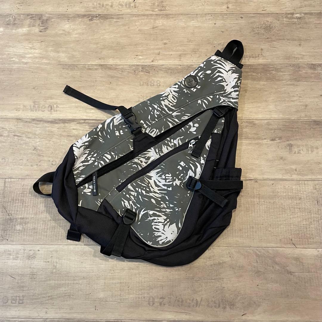 HANG TEN 迷彩スリングバッグ ワンショルダー y2k - メルカリ