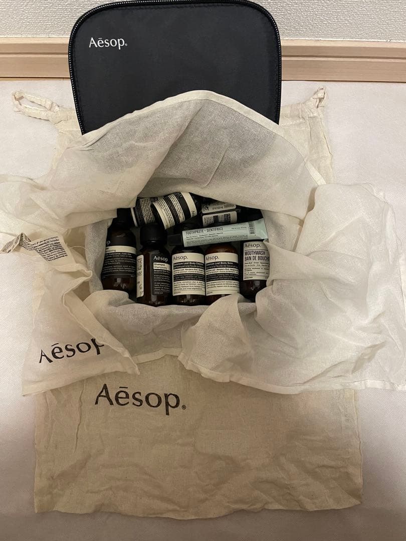 新品・定価9,460円】イソップ 豪華9点トラベルセット（ポーチ＆巾着付