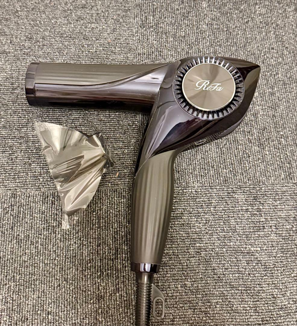 みう　白2点黒１点