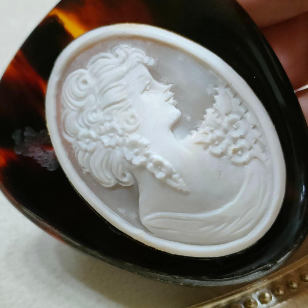 2AE82 本べっ甲鼈甲 カメオ ブローチ ペンダントトップ 美品
