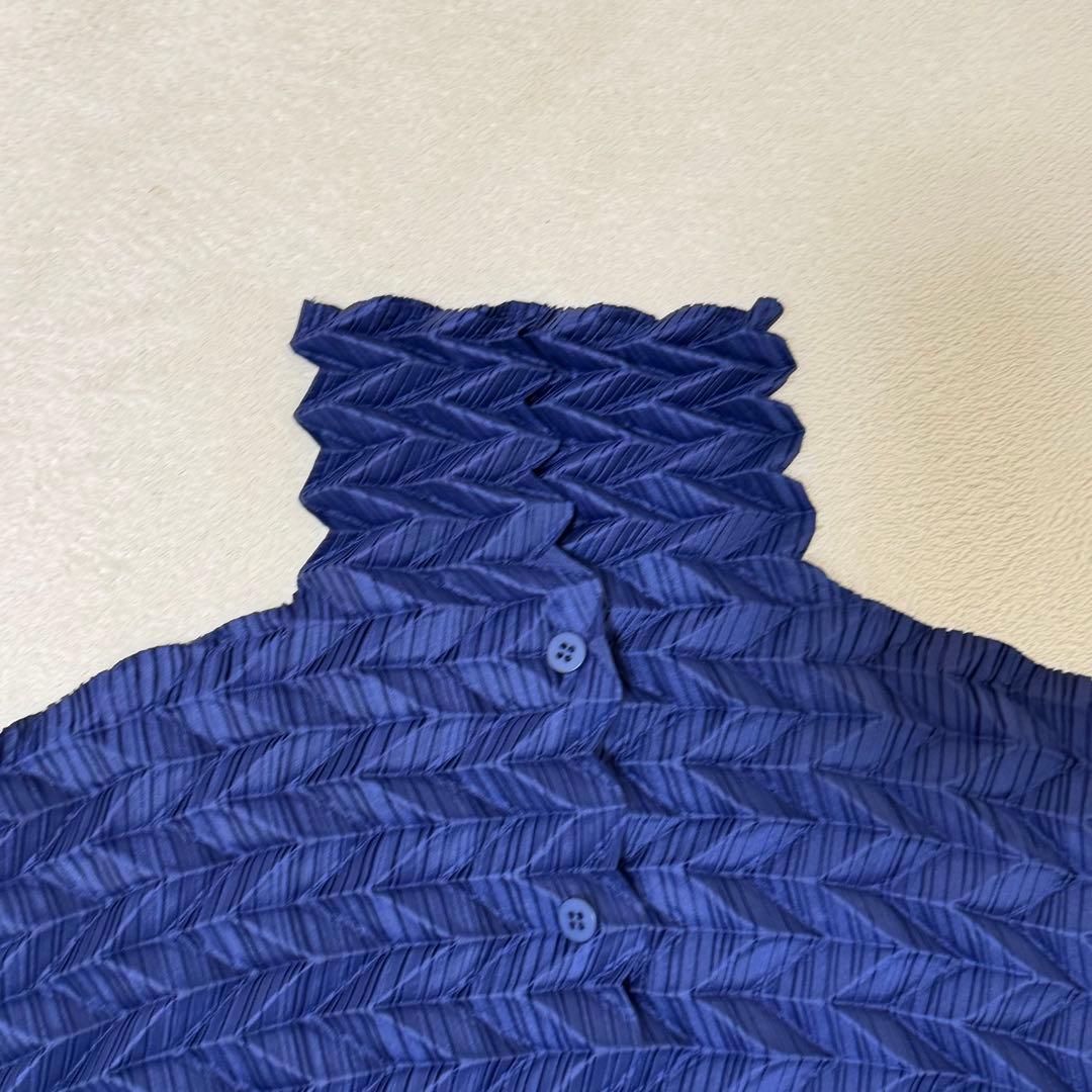 極美品✨ISSEY MIYAKE プリーツ 立体 変形 ネイビー 長袖 シャツ トップス