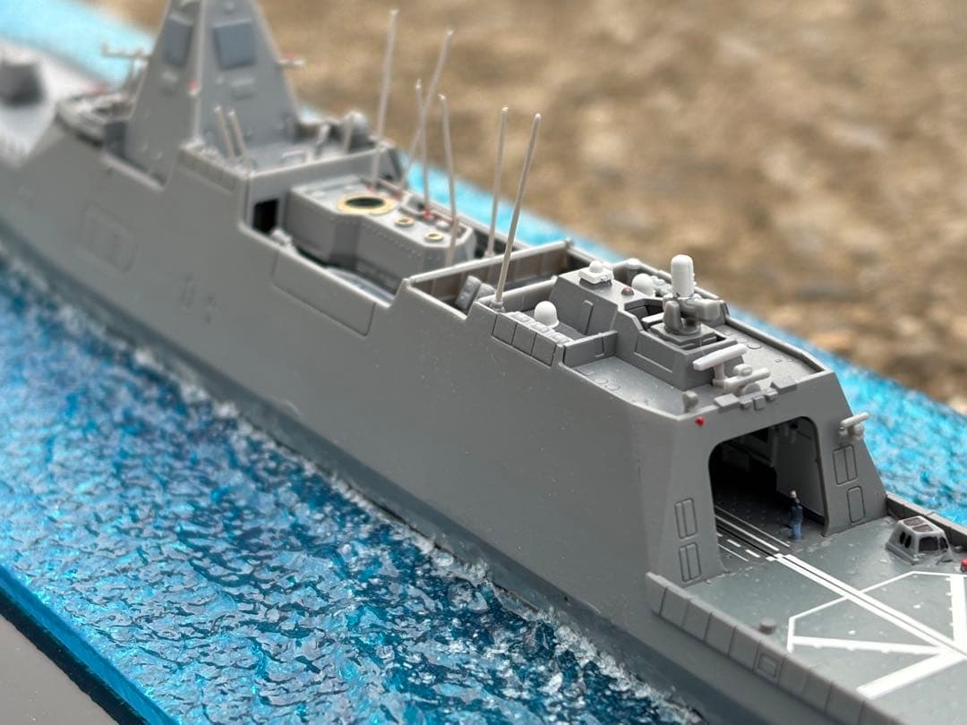 1/700 海上自衛隊 FFM-1 護衛艦もがみ 全塗装 洋上ジオラマ - メルカリ