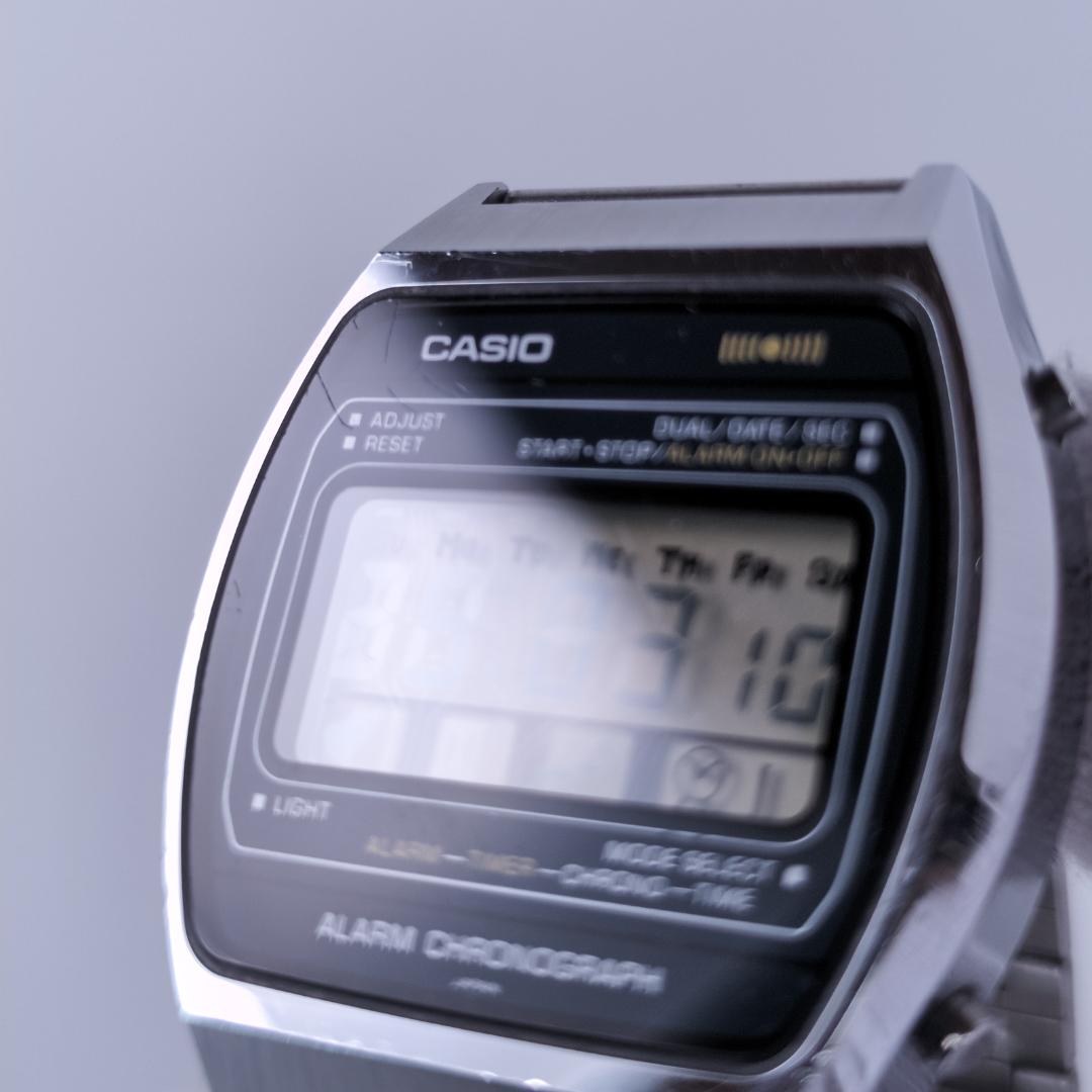 CASIO S011 デジタル メンズ 36mm 昭和時代 - メルカリ