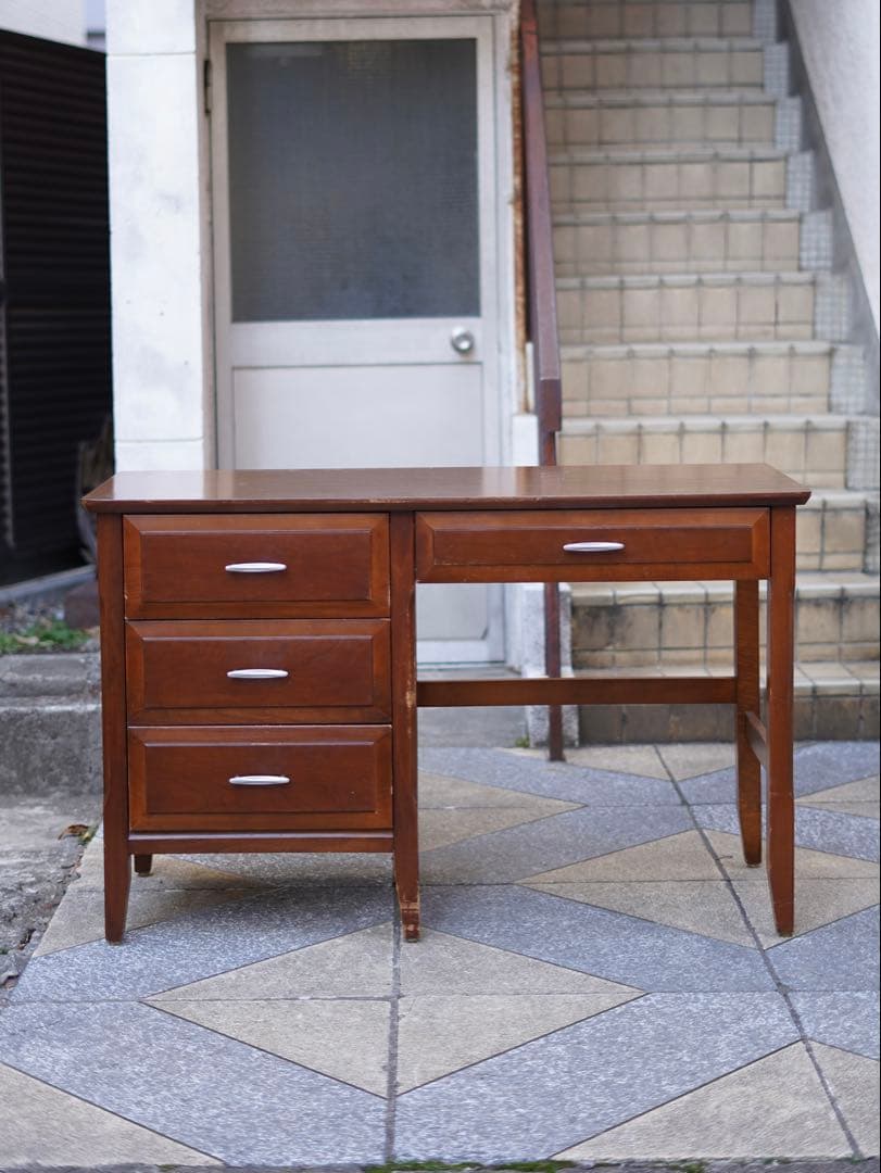 B.P.John Furniture vintage 片袖デスク　1967年製