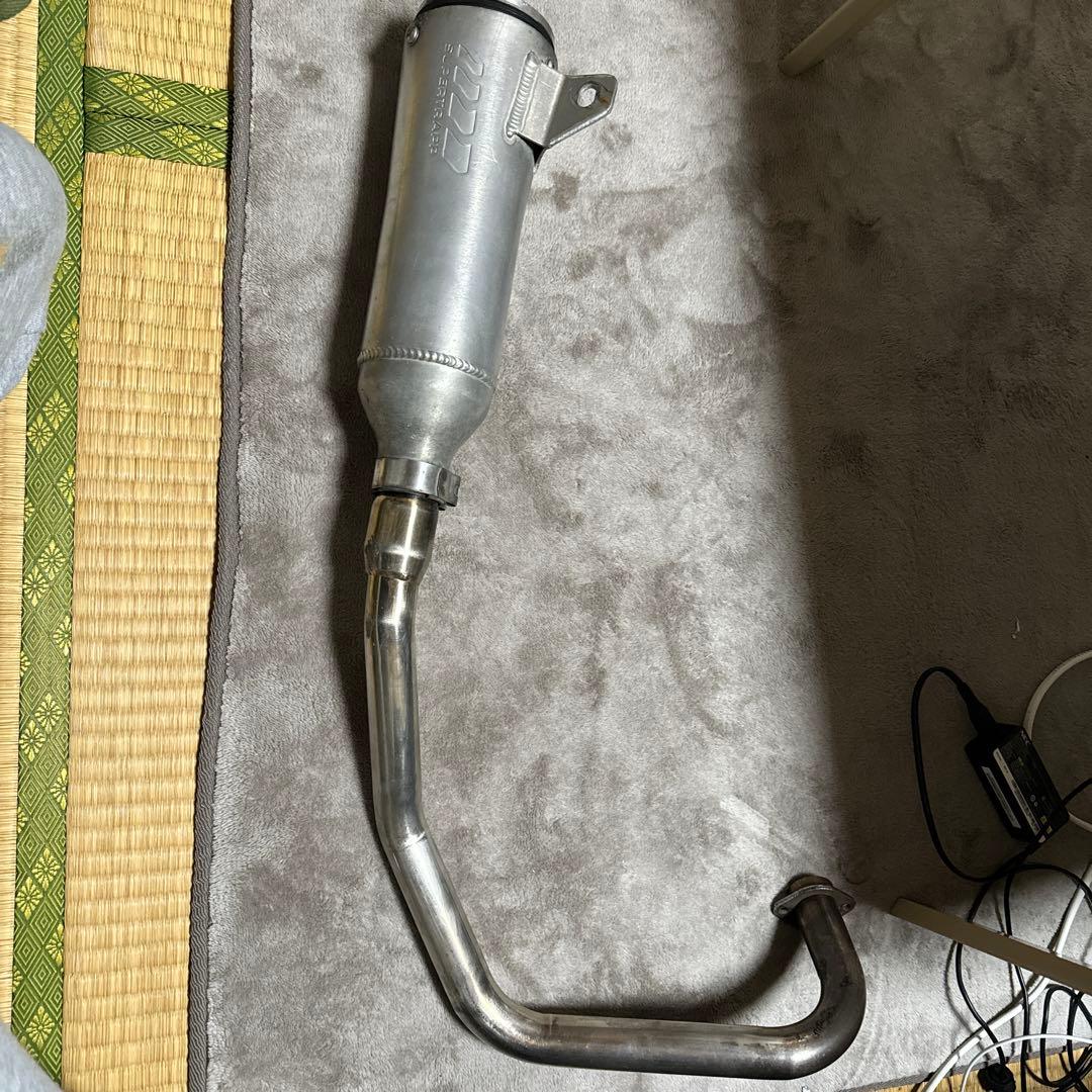 スーパートラップマフラー エイプ50 エイプ100 xr50 - メルカリ