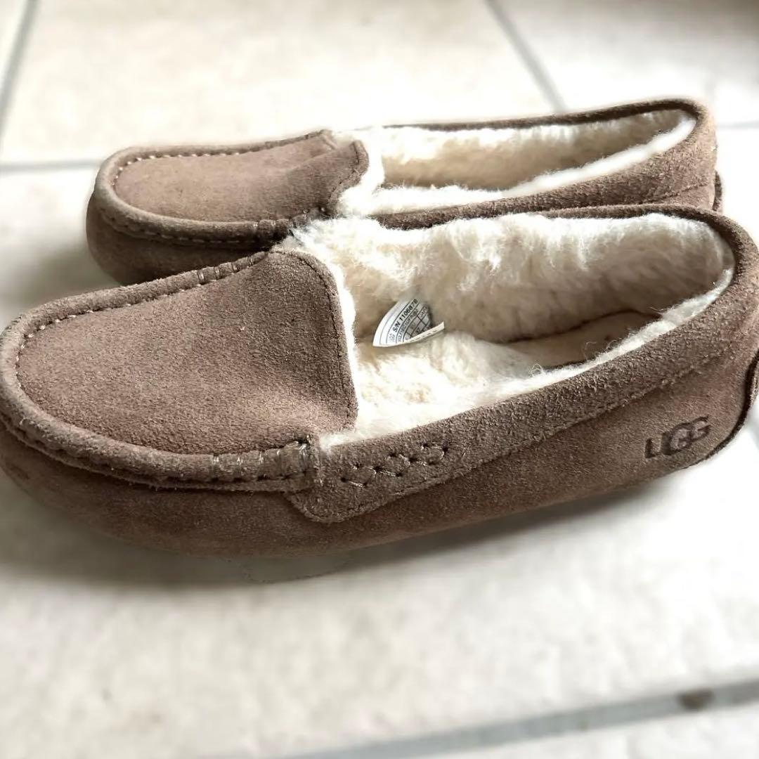 UGG】ANSLEY アンスレー モカシン ボア スエード ブラウン 23cm