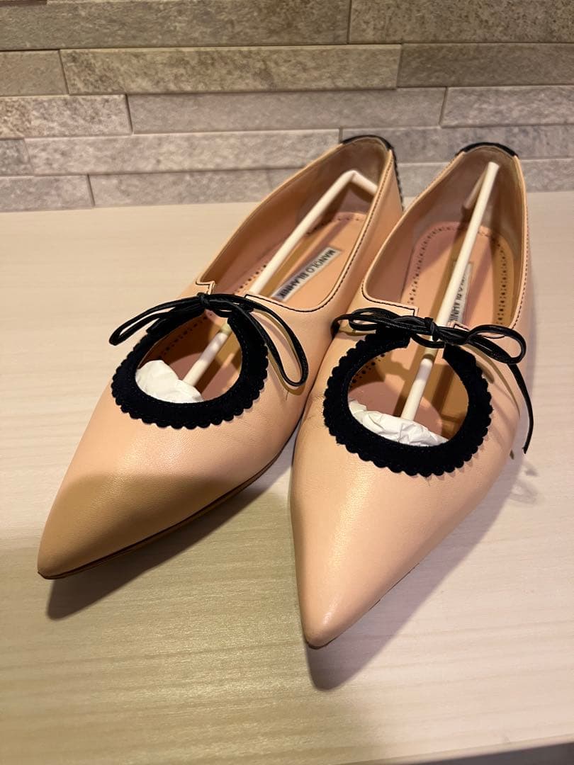 マノロブラニク　フラットシューズ マノロブラニク MANOLO BLAHNIK パンプス ハンギシ フラットシューズ