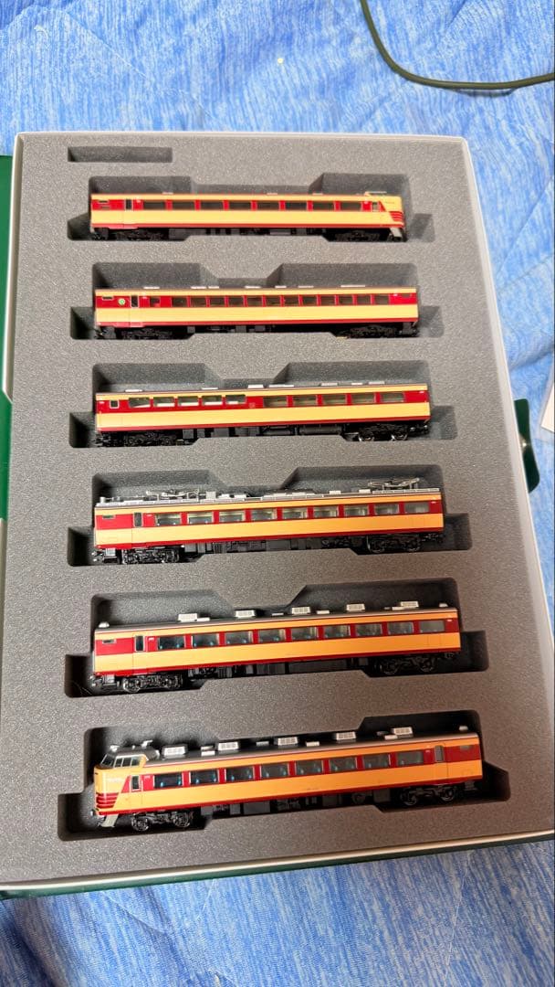 ふ*と様 KATO 485系200番台 6両基本セット 485系200番台 6両基本セット (基本・6両セット) (鉄道模型) - ホビー