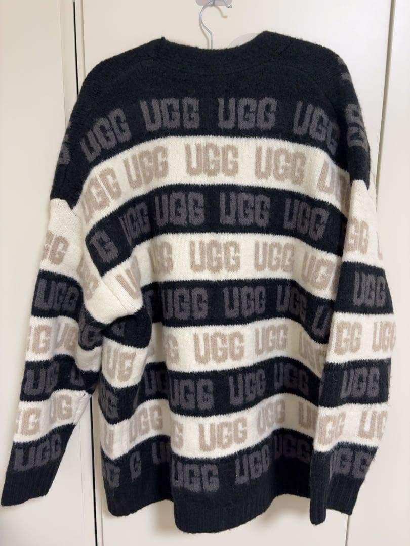 UGG アグ カーディガン グラフィック ロゴ ボーダー モノトーン美品