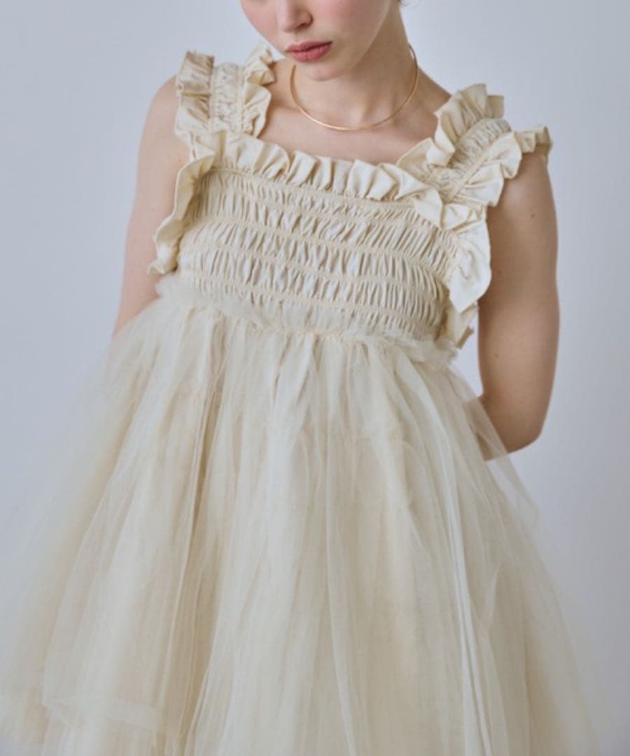 美品　PERNA チュールギャザーキャミソール　ペルナ PERNA（ペルナ）の「チュールギャザーキャミソール（シャツ/ブラウス