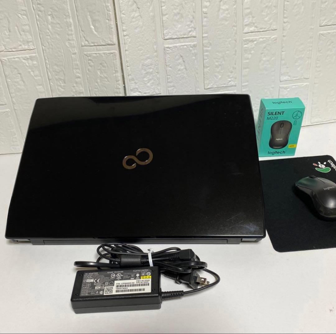 Windows11 オフィス付きCorei7メモリ8GB 高速起動SSD 富士通 - メルカリ