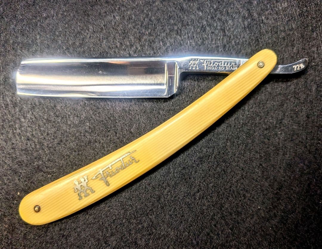 西洋剃刀 J.A. HENCKELS 72½ ヘンケルス #917-5 西洋剃刀 J.A. HENCKELS 72½ ヘンケルス #917-5