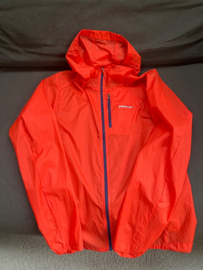 パタゴニア　メンズ・フーディニ・ジャケット　Sサイズ　美品！！ 国内正規販売店】[24142]patagonia(パタゴニア)メンズ・フーディニ