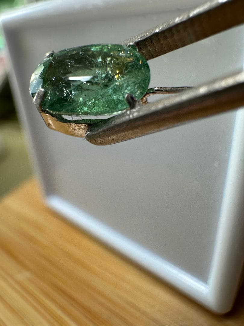 パライバトルマリンペンダントヘッド　モザンビーク産　1.56ct