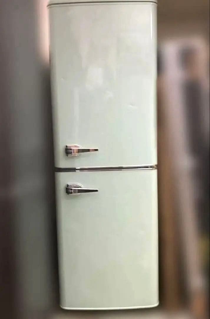 近隣地域限定送料無料 ✨アイリスオーヤマ　冷蔵庫 レトロ 2022年製 IRIS OHYAMA（アイリスオーヤマ） 冷蔵庫 一人暮らし レトロ 2ドア