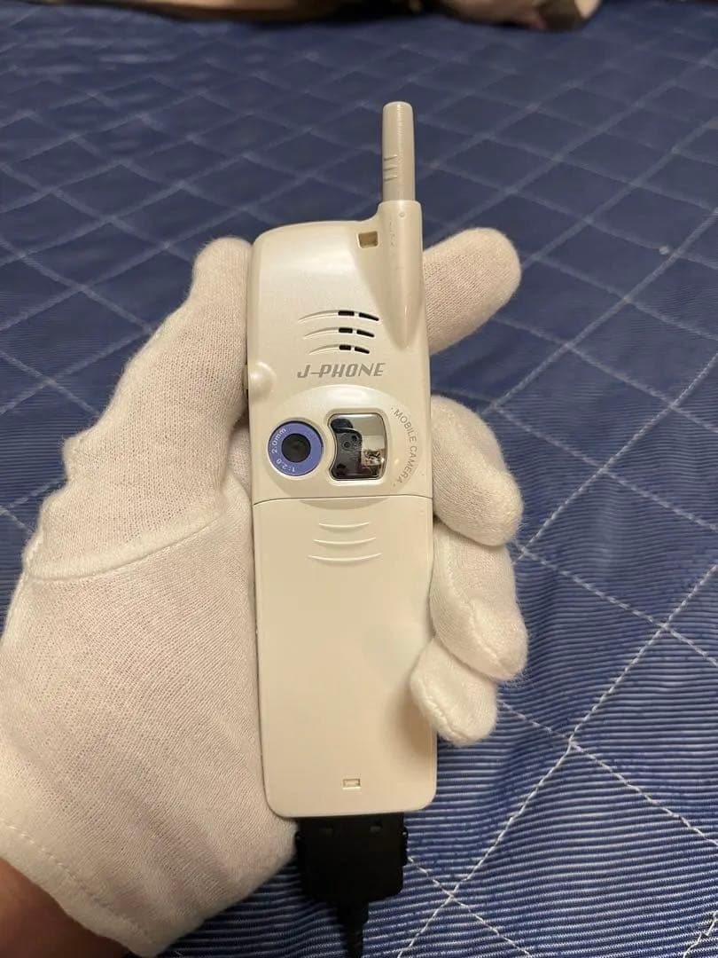 SHARP J-PHONE SH04 ホワイト 携帯電話本体 メルカリ便発送 - メルカリ