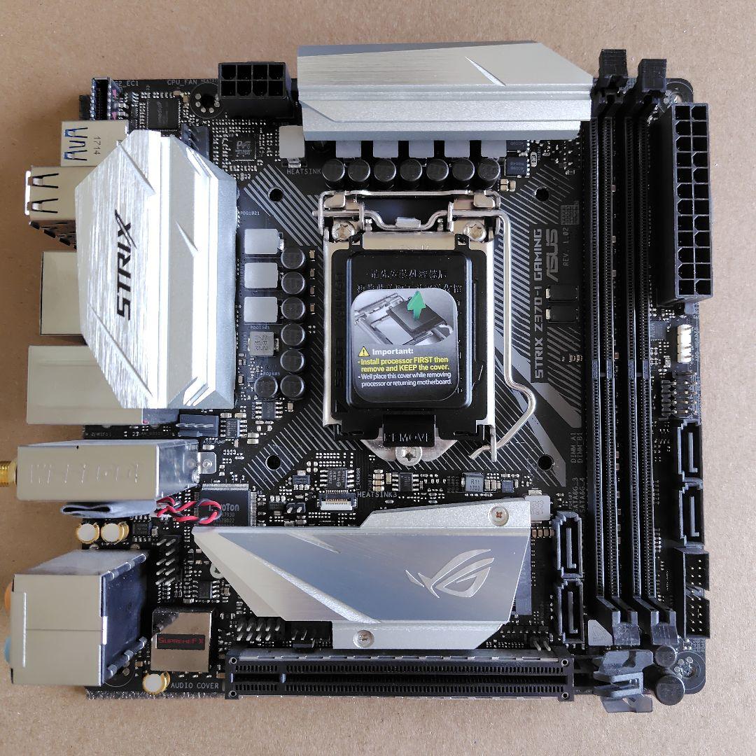 マザーボード ASUS ROG STRIX Z370-I GAMING + i7 8700K Asus ROG Strix Z370-I Gaming Motherboard Review - Tom's Hardware