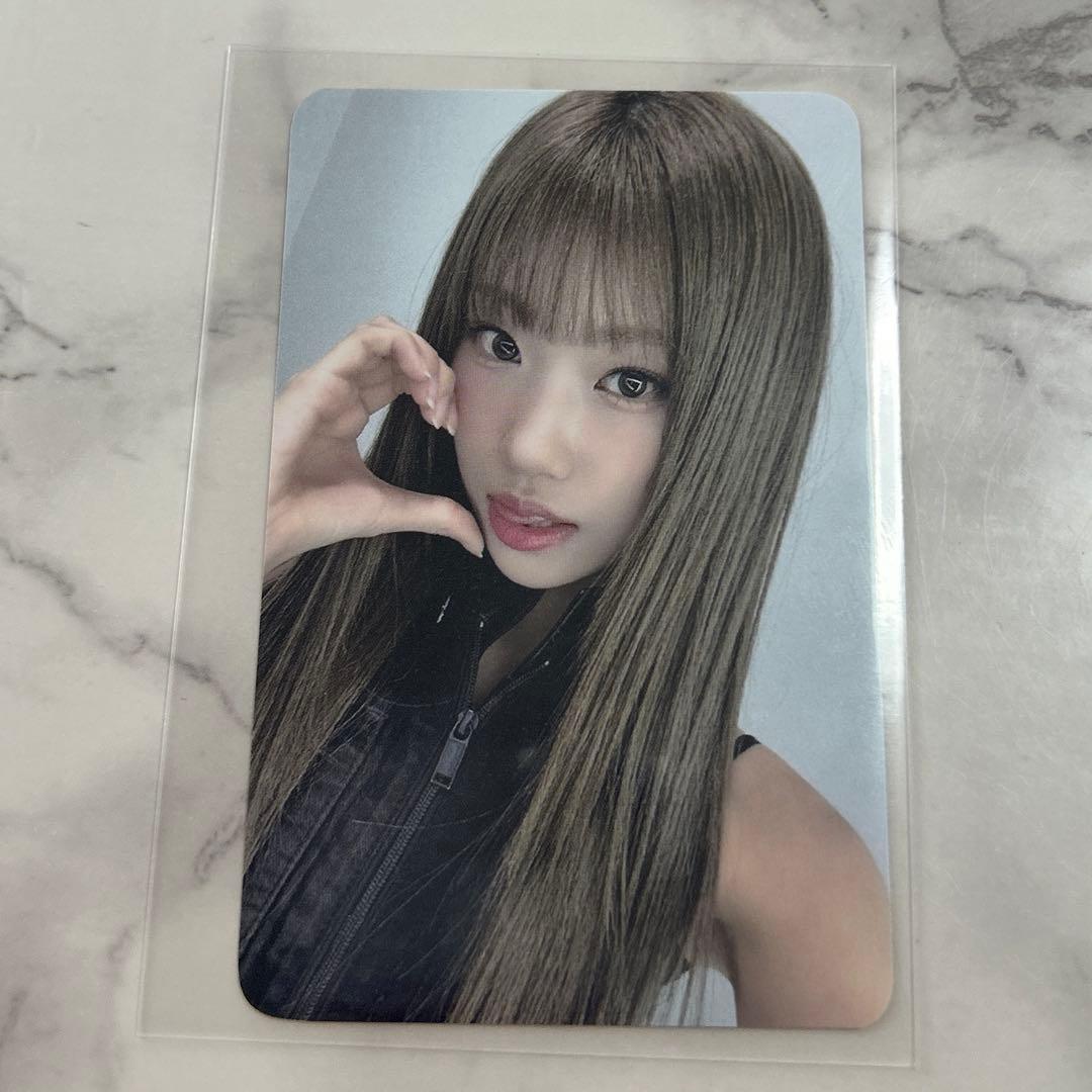 izna イズナ ジョンウン トレカ ktown4u N/a - メルカリ