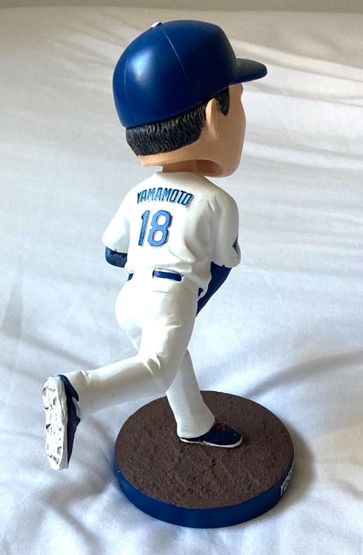 球場限定】山本由伸 バブルヘッド 2024年6月13日 ボブルヘッド<本物