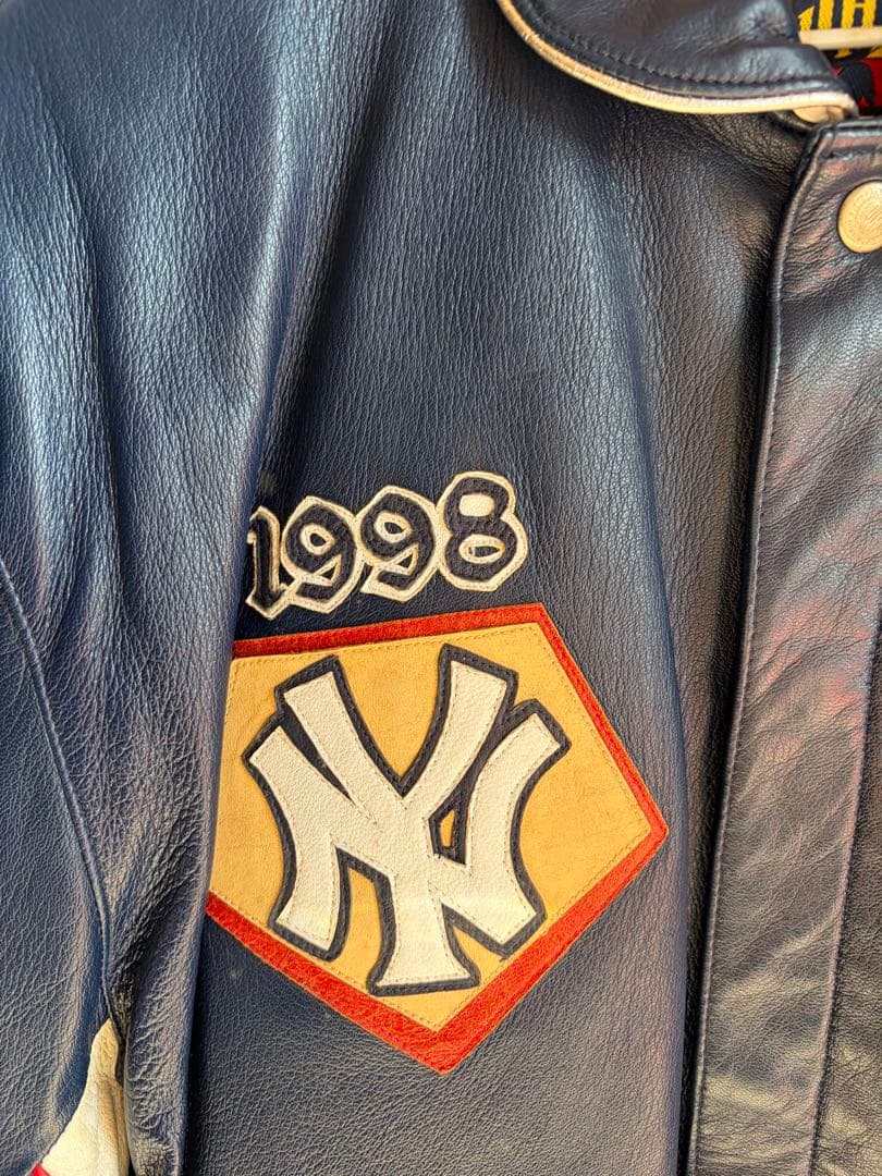 ニューヨーク・ヤンキース ワールドシリーズチャンピオンジャケット