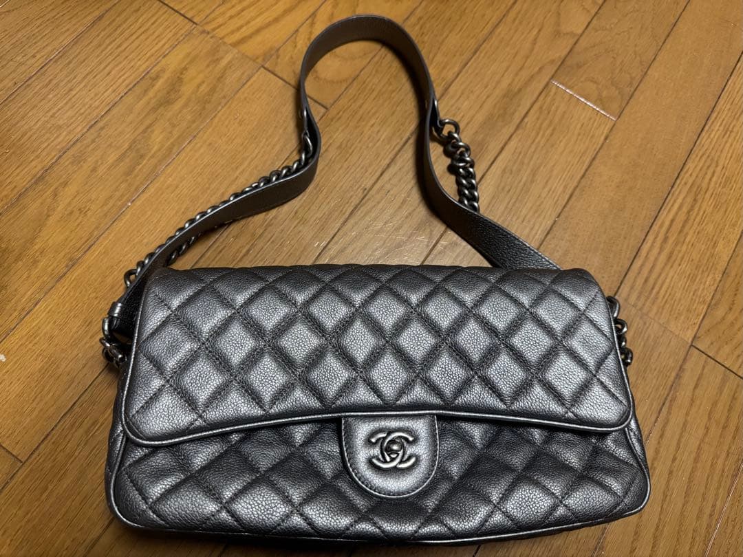 CHANEL デカマトラッセ（シルバー） CHANEL シャネル ボーイシャネル マトラッセ チェーンショルダー