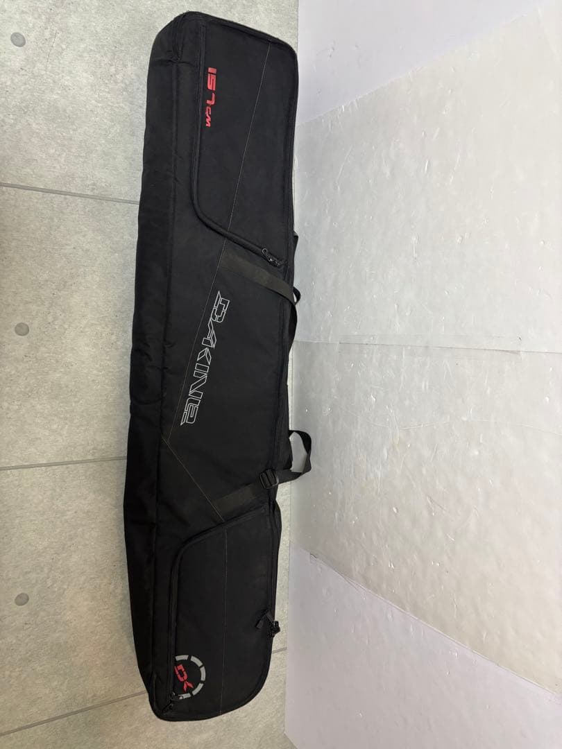 DAKAINE ダカイン　スノーボードキャリー　ローラー　コロコロ　157センチ DAKINE（ダカイン） ローラーボードケース LOW ROLLER SNOWBOARD BAG