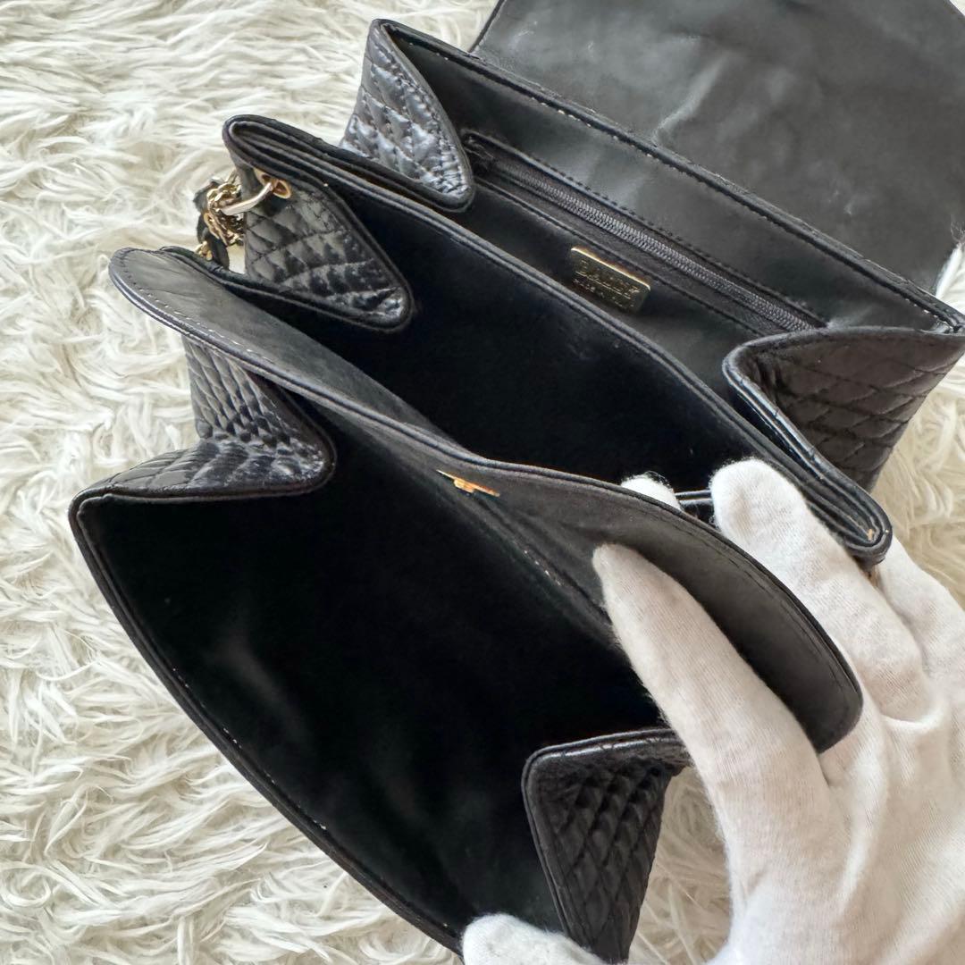 バリー】ショルダーバッグ チェーン キルティング レザー 黒 ダブル