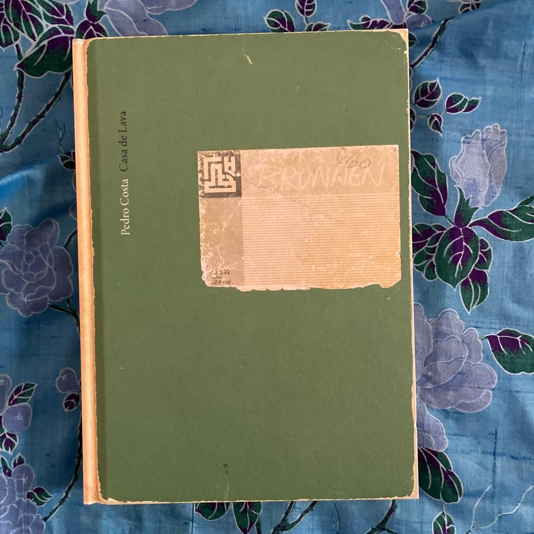 ペドロ・コスタ/溶岩の家 スクラップブック 英語版 - メルカリ