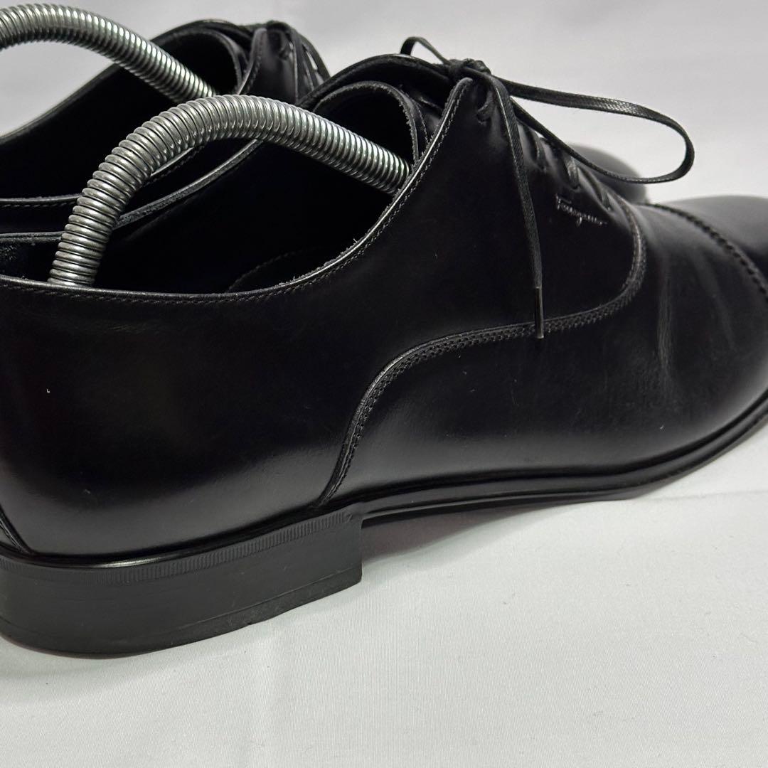 フェラガモ☆メンズ☆革靴☆ストレートチップ☆ブラック☆25.5cm相当