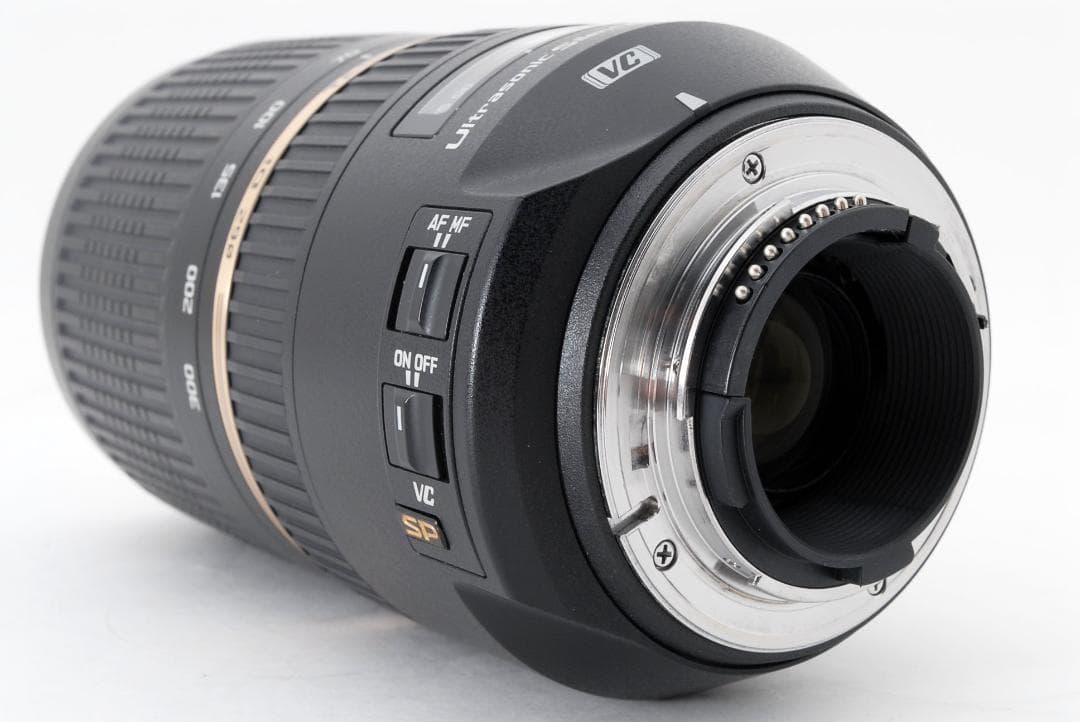 ニコンF SP 70-300mm F/4-5.6 Di VC USD(A005)