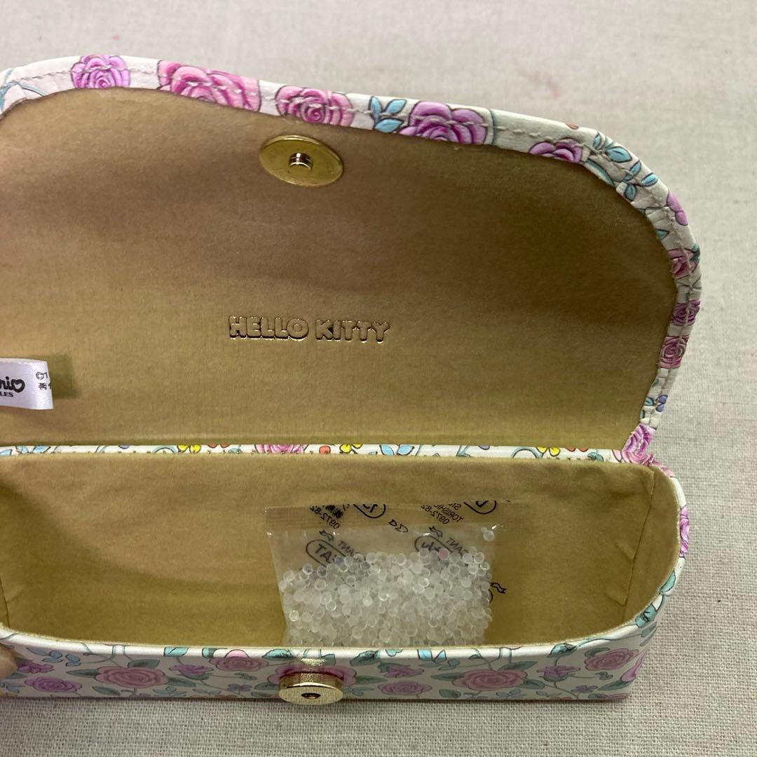 希少☆新品未使用】ハローキティ メガネケース 浅草文庫 2014年製