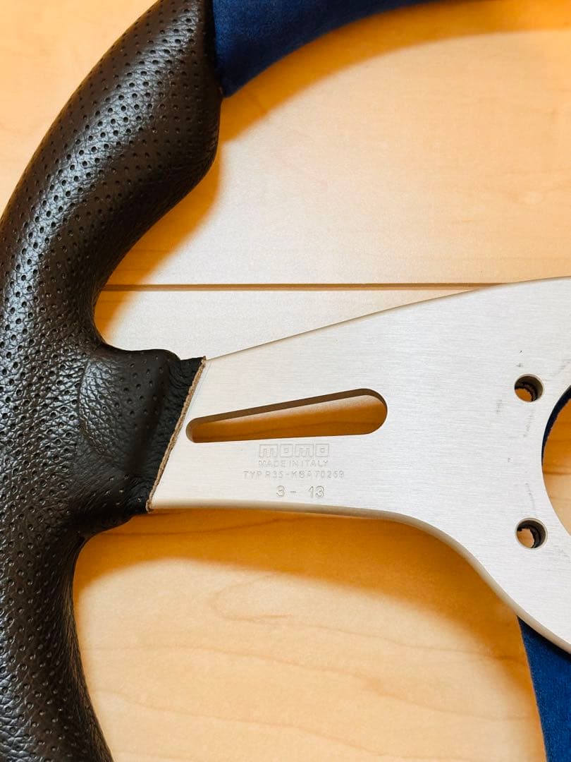 最終値下】MOMO momo ステアリング ハンドル トレック - メルカリ