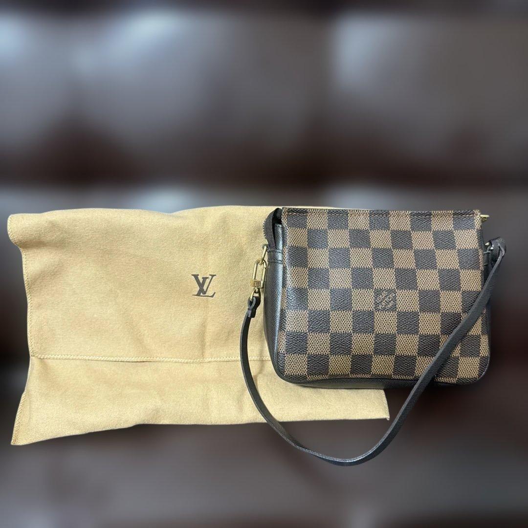 ルイヴィトン メイクアップ アクセサリーポーチ ショルダー ダミエ LOUIS VUITTON（ルイ・ヴィトン） 中古品ルイヴィトン ダミエ