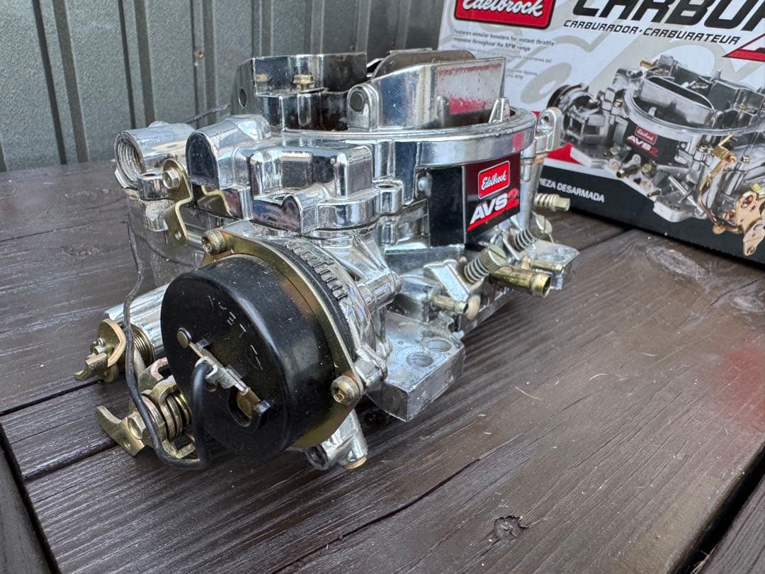 ジャンクEdelbrock AVS2 650fcm OHキット付き - メルカリ