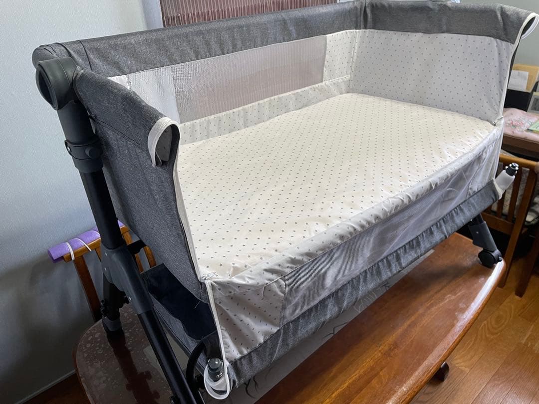 グレー ベビーベッド 折りたたみ式 ️再値下げ️折りたたみ式ベビー