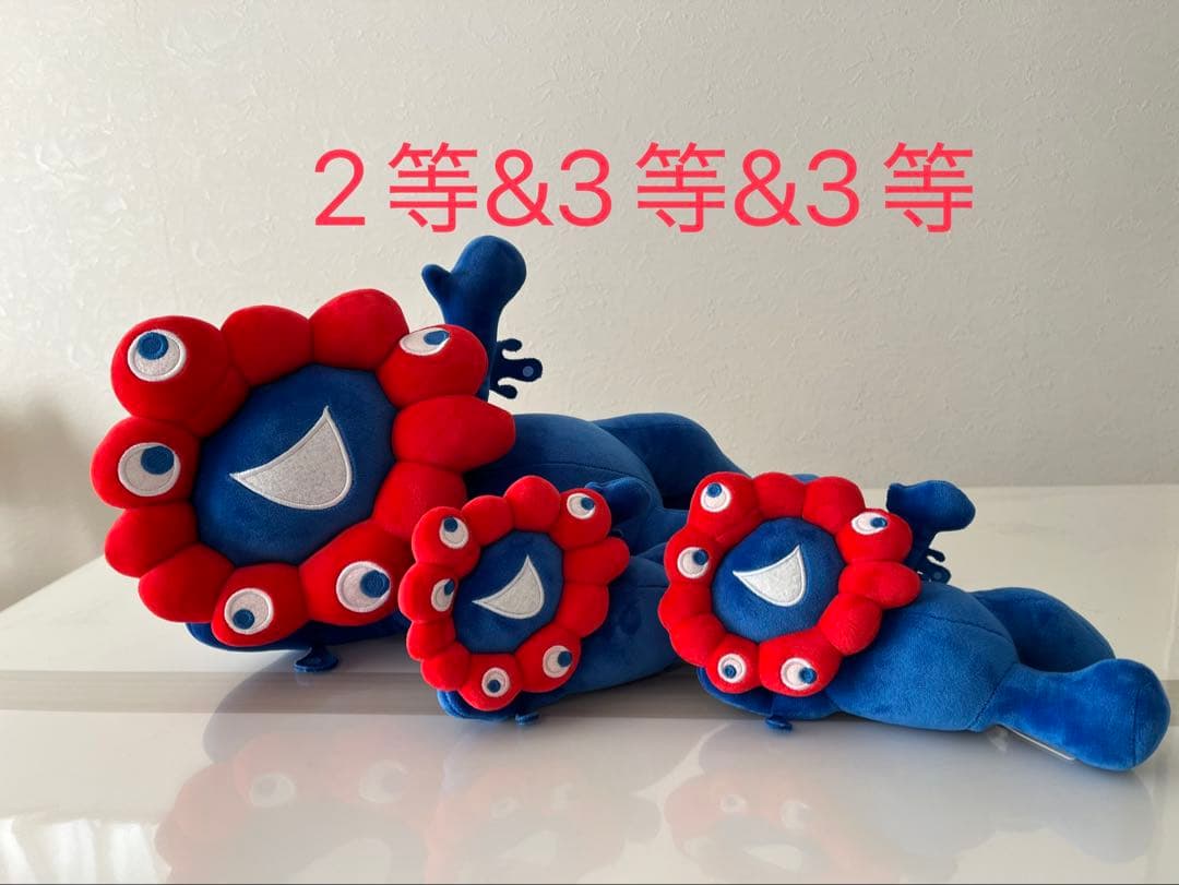 ミャクミャクくじ タグ付き 2等&3等&3等 3匹セット - メルカリ