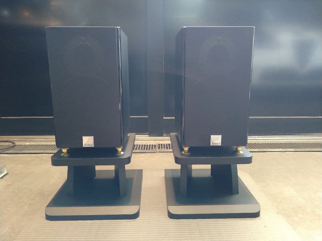 DALI ZENSOR1　ブラック　2本セット＋スピーカースタンド Amazon.co.jp: DALI スピーカー ZENSOR PICO BK [ブラック ペア