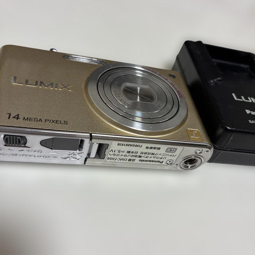 LUMIXデジタルカメラ14メガピクセルゴールドPanasonic - メルカリ