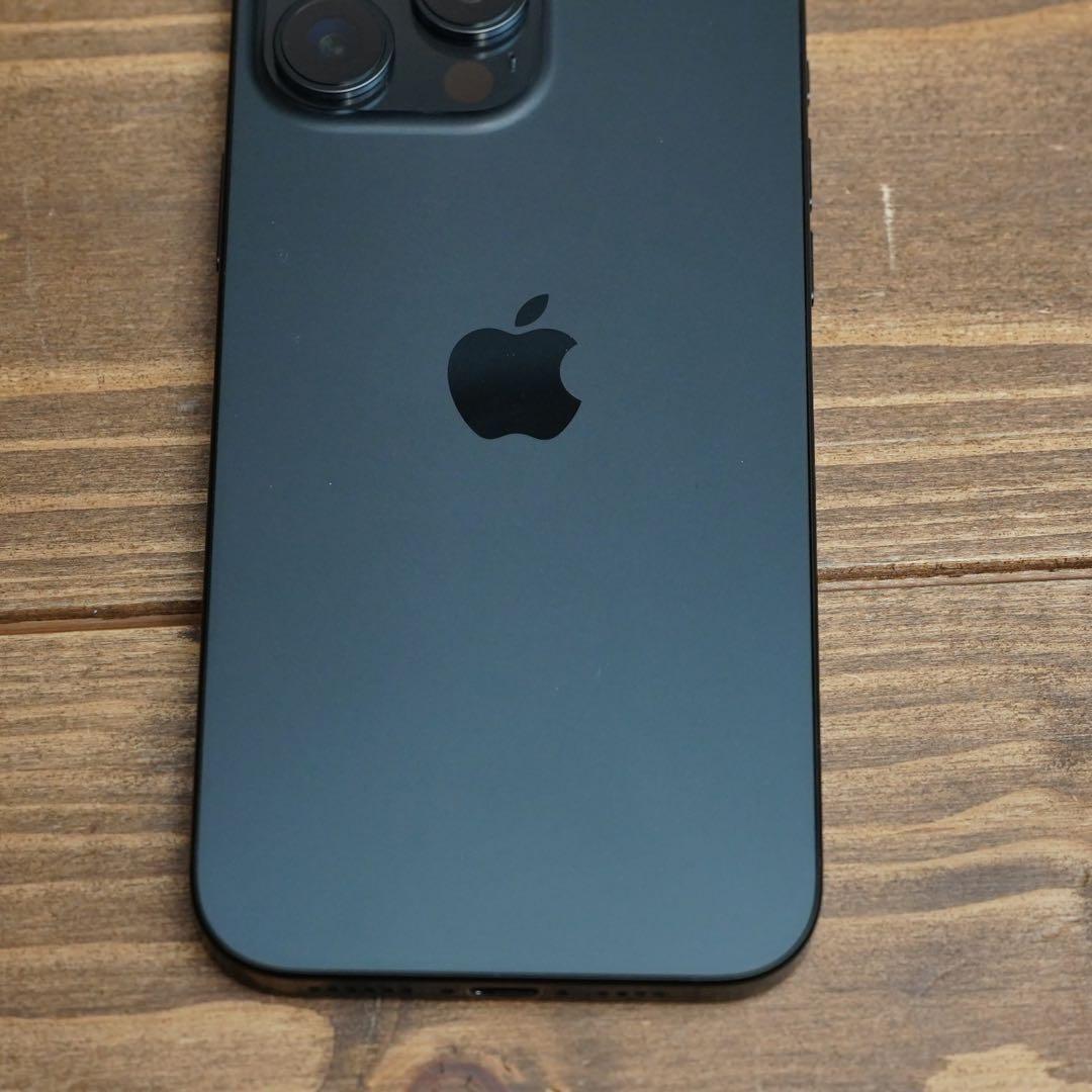 iPhone 16 Pro MAX 256GBブラックチタニウム SIMフリー