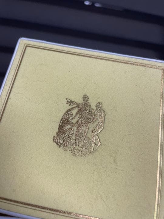 稀少品　 未使用 未開栓 ニナリッチ ニ羽鳩 レールデュタン ルネラリックボトル